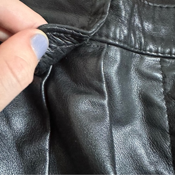 SOLD - VINTAGE BLACK LEATHER PLEATED TAPERED STRAIGHT PANTS - Picture 11 of 11